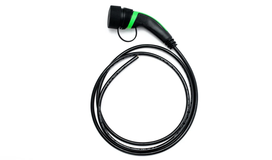 Manufacturer Supply EV Charging Cable Type 2 32A 25ov 5m EV Charging Cable Type 2 Coiled Green EV Socket Plug Electric Vehicle Battery